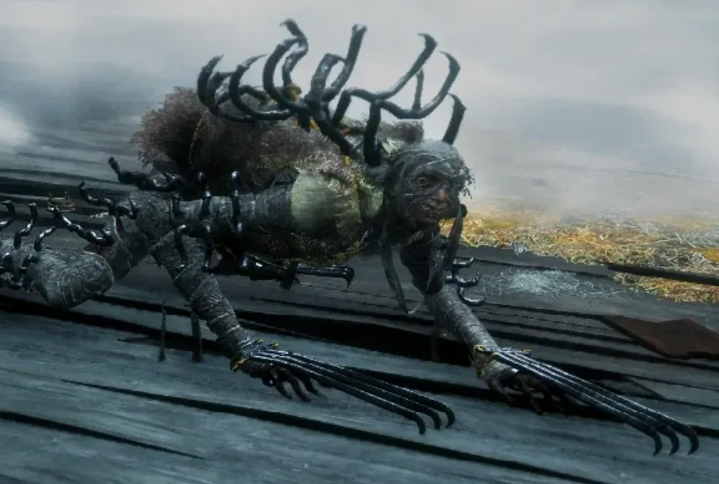 Long-arm Centipede Giraffe